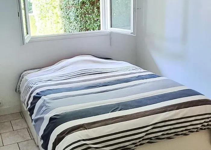 Appartement T2 Terrasse, Parking&wifi, à 300m De La