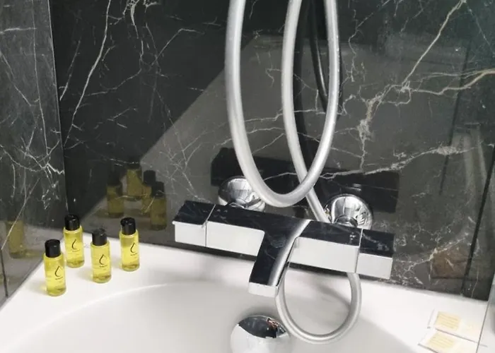 T2 Terrasse, Parking&wifi, à 300m De La