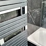 T2 Terrasse, Parking & Wifi, A 300m De La Apartament *
